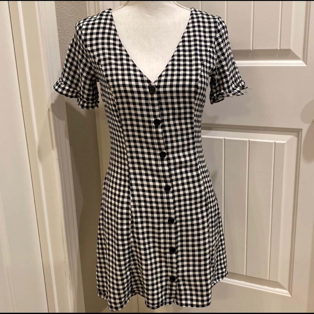 H&M button up gingham dress
